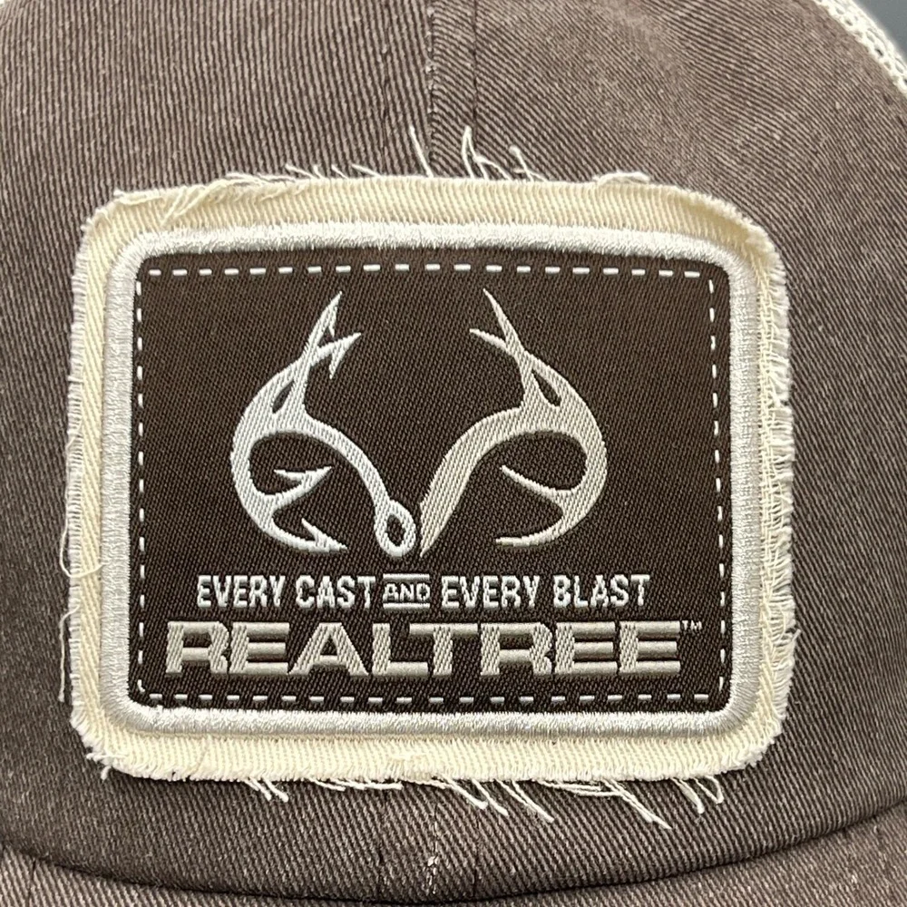 Realtree Baseball Cap Hunting Fishing Outdoors Trucker Cast Blast Adjustable NWT